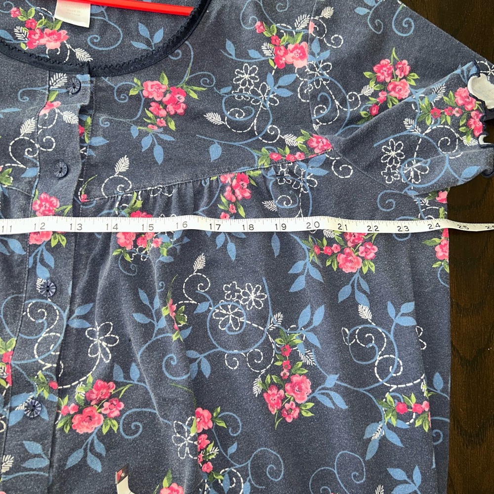 Floral Nightgown in Blue and Pink - Picture 7 of 10
